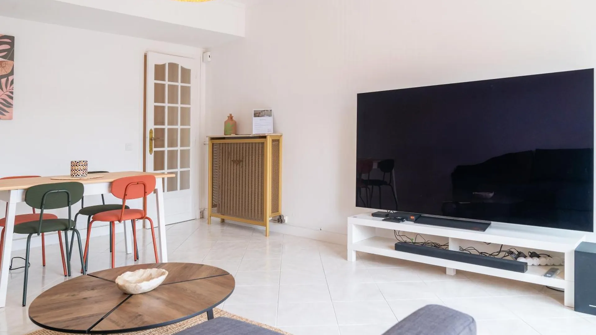 Apartment 2 Pieces - 4 Personnes - Entierement Equipe Et Idealement Situe Proche Toutes Commodites Menton France