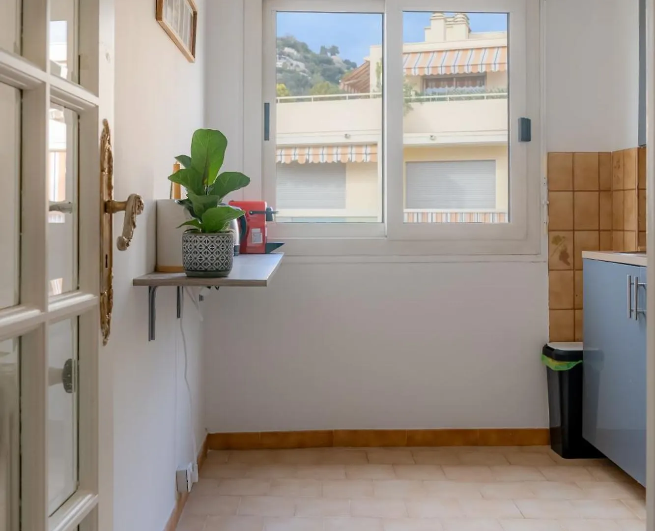 Apartment 2 Pieces - 4 Personnes - Entierement Equipe Et Idealement Situe Proche Toutes Commodites Menton